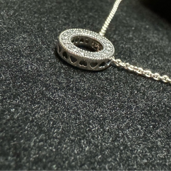 Pandora Logo Pave circle Collier necklace - Picture 9 of 11